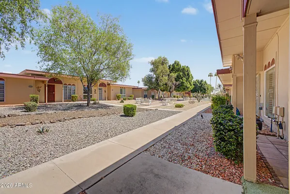 Property Slideshow image 3 of 22 | 13075 n 100th dr, Sun City, AZ, 85351