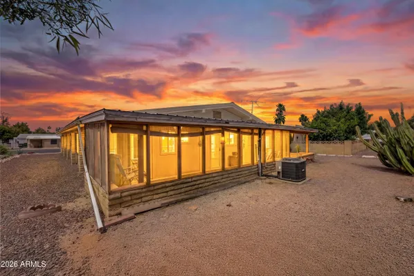 Property Slideshow image 3 of 55 | 523 s park view cir, Mesa, AZ, 85208