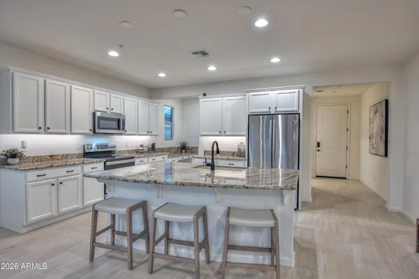 Property Slideshow image 2 of 55 | 13426 w mayberry trl, Peoria, AZ, 85383