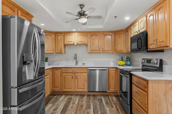 Property Slideshow image 3 of 28 | 7860 e camelback rd 211, Scottsdale, AZ, 85251