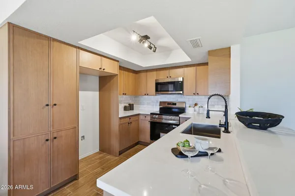 Property Slideshow image 2 of 35 | 9453 w mcrae way, Peoria, AZ, 85382