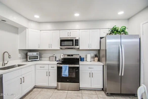 Property Slideshow image 3 of 30 | 2064 s farnsworth dr 43, Mesa, AZ, 85209