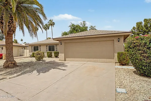 Property Slideshow image 3 of 34 | 10006 e watford way, Sun Lakes, AZ, 85248