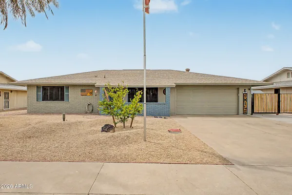 Property Slideshow image 2 of 32 | 9535 w willowbrook dr, Sun City, AZ, 85373