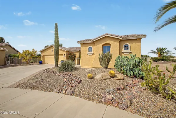 Property Slideshow image 3 of 37 | 20051 n monte ln, Maricopa, AZ, 85138