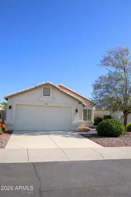 Property Slideshow image 2 of 17 | 10525 w runion dr, Peoria, AZ, 85382