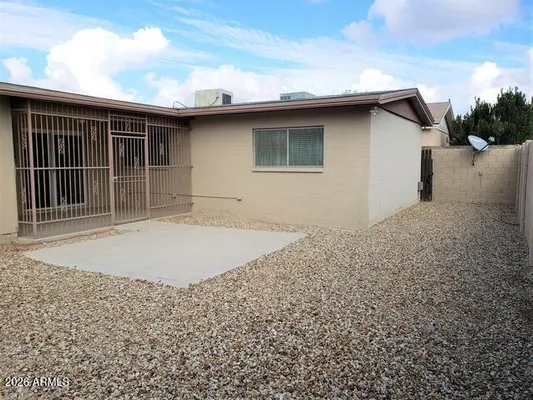 Property Slideshow image 3 of 4 | 2201 e gretta pl, Phoenix, AZ, 85022