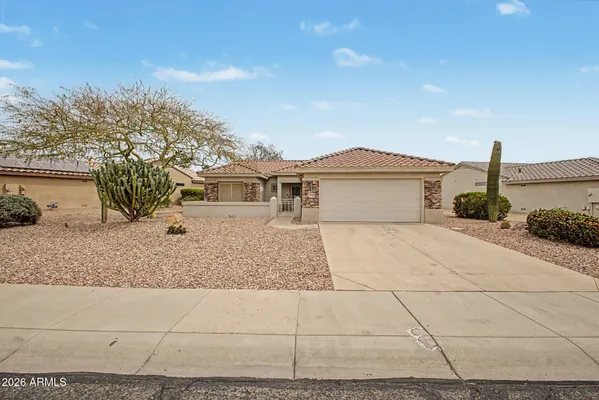 Property Slideshow image 2 of 31 | 19409 n papago dr, Surprise, AZ, 85374