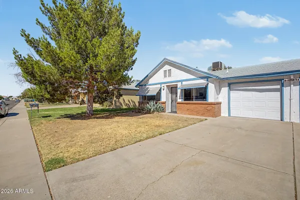 Property Slideshow image 2 of 31 | 10127 n 95th dr b, Peoria, AZ, 85345