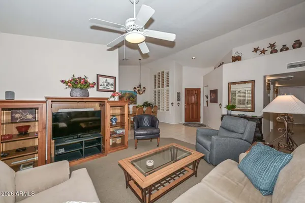 Property Slideshow image 2 of 37 | 19524 n 83rd ln, Peoria, AZ, 85382