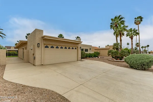 Property Slideshow image 2 of 33 | 10225 e spring creek rd, Sun Lakes, AZ, 85248