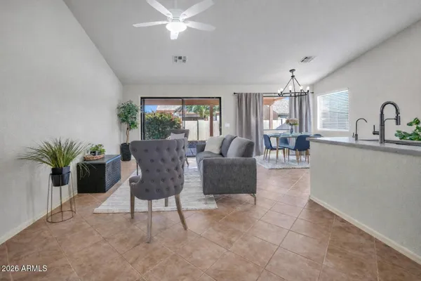 Property Slideshow image 2 of 33 | 25211 s briarcrest dr, Sun Lakes, AZ, 85248