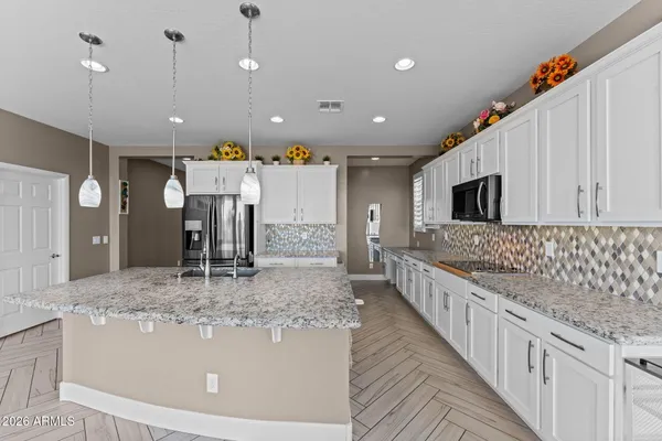Property Slideshow image 3 of 36 | 3355 rising sun rdg, Wickenburg, AZ, 85390