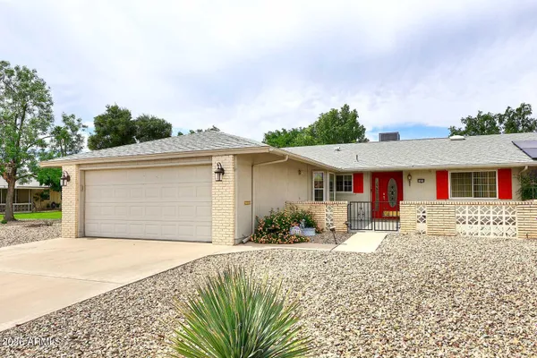 Property Slideshow image 2 of 52 | 14818 n 103rd ave, Sun City, AZ, 85351