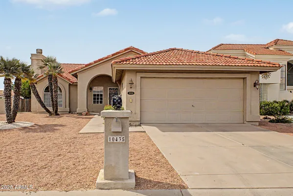 Property Slideshow image 2 of 45 | 10435 e cedar waxwing ct, Sun Lakes, AZ, 85248