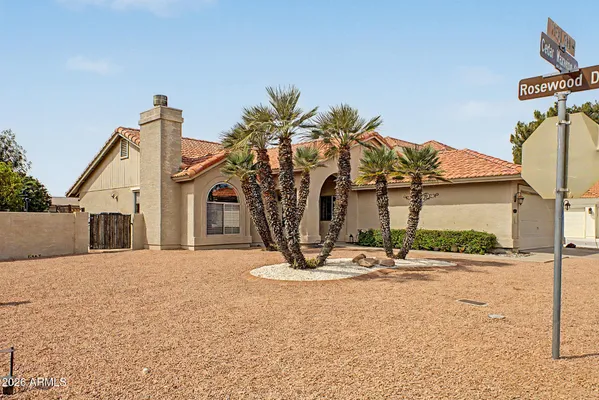 Property Slideshow image 3 of 45 | 10435 e cedar waxwing ct, Sun Lakes, AZ, 85248