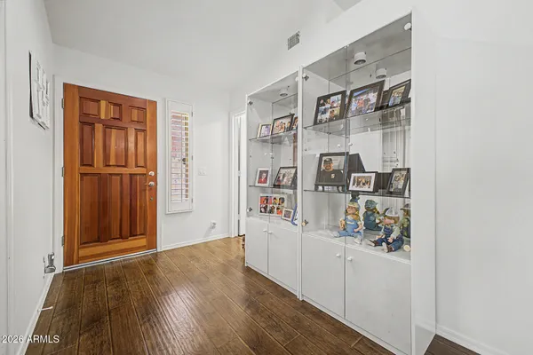 Property Slideshow image 2 of 33 | 8513 w oraibi dr, Peoria, AZ, 85382