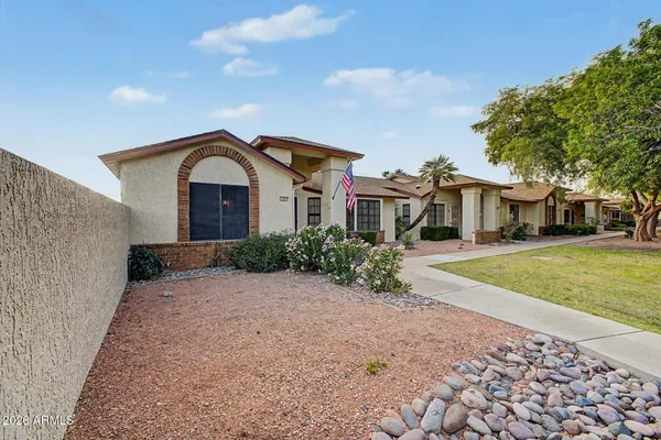 Property Slideshow image 2 of 29 | 13653 w bolero dr, Sun City West, AZ, 85375