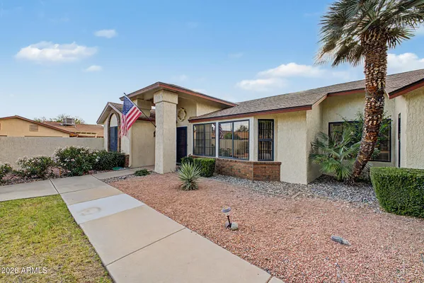 Property Slideshow image 3 of 29 | 13653 w bolero dr, Sun City West, AZ, 85375