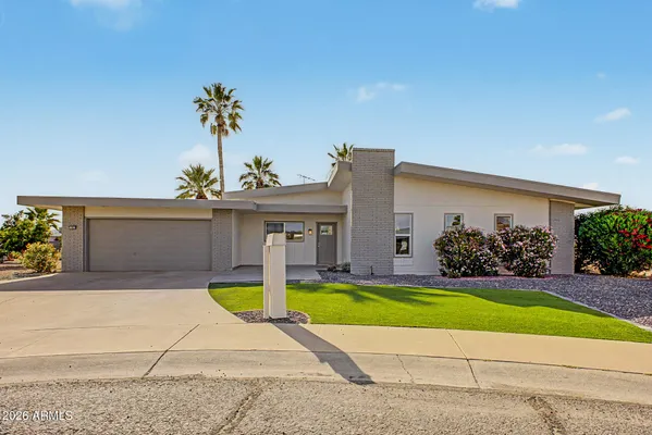 Property Slideshow image 2 of 43 | 17810 n monte vista ct, Sun City, AZ, 85373
