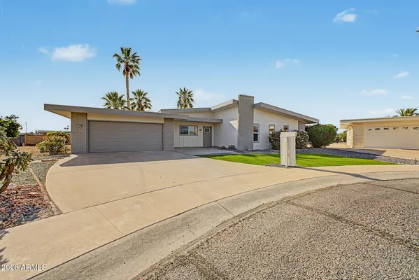 Property Slideshow image 3 of 43 | 17810 n monte vista ct, Sun City, AZ, 85373
