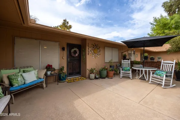 Property Slideshow image 3 of 27 | 15458 n lakeforest dr, Sun City, AZ, 85351