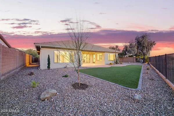 Property Slideshow image 3 of 39 | 40818 n lytham ct, Phoenix, AZ, 85086