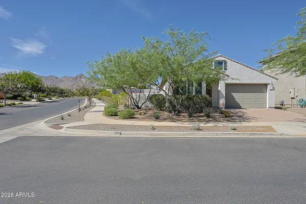 Property Slideshow image 3 of 73 | 20644 w mariposa st, Buckeye, AZ, 85396