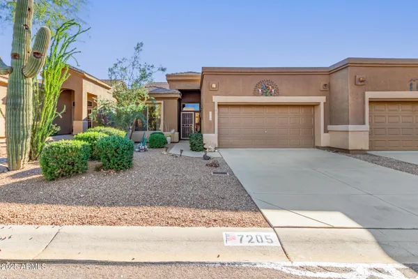Property Slideshow image 2 of 34 | 7205 e palo brea dr, Gold Canyon, AZ, 85118
