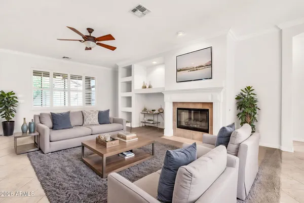Property Slideshow image 2 of 25 | 6959 s rincon dr, Chandler, AZ, 85249