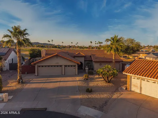 Property Slideshow image 2 of 49 | 13037 s 43rd st, Phoenix, AZ, 85044