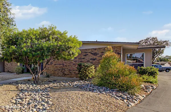 Property Slideshow image 3 of 24 | 18214 n opal dr, Sun City West, AZ, 85375