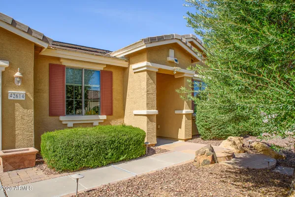 Property Slideshow image 3 of 53 | 42614 w constellation dr, Maricopa, AZ, 85138
