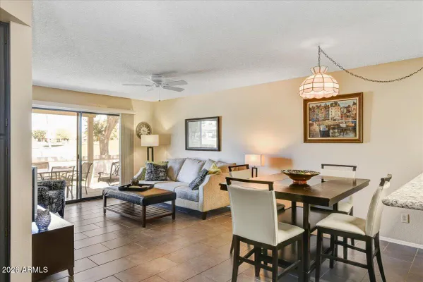 Property Slideshow image 3 of 23 | 9276 w morrow dr, Peoria, AZ, 85382