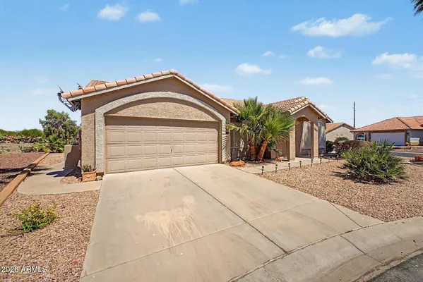 Property Slideshow image 2 of 33 | 1860 e gleneagle dr, Chandler, AZ, 85249
