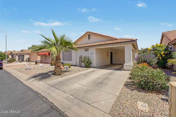 Property Slideshow image 3 of 30 | 1803 e palm beach dr, Chandler, AZ, 85249
