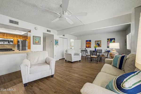Property Slideshow image 2 of 22 | 10330 w thunderbird blvd c108, Sun City, AZ, 85351