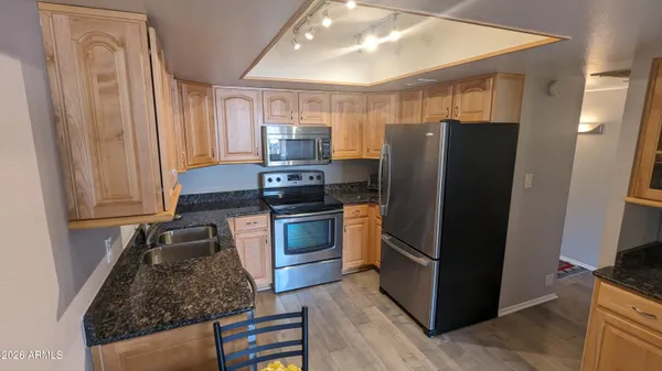 Property Slideshow image 3 of 29 | 7910 e camelback rd 302, Scottsdale, AZ, 85251