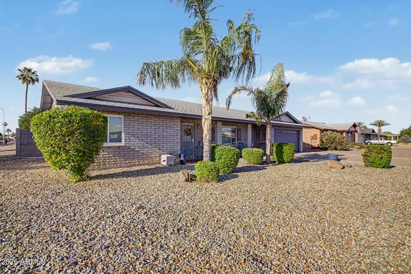 Property Slideshow image 3 of 40 | 9694 w purdue ave, Peoria, AZ, 85345