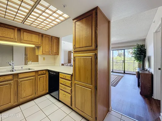 Property Slideshow image 2 of 22 | 10330 w thunderbird blvd c318, Sun City, AZ, 85351