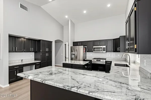 Property Slideshow image 3 of 36 | 8935 w kerry ln, Peoria, AZ, 85382