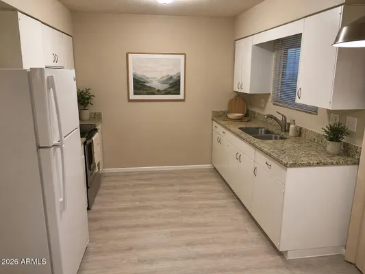 Property Slideshow image 2 of 13 | 10639 w coggins dr, Sun City, AZ, 85351