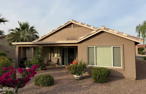 Property Slideshow image 2 of 43 | 24 n pamplona ln, Casa Grande, AZ, 85194