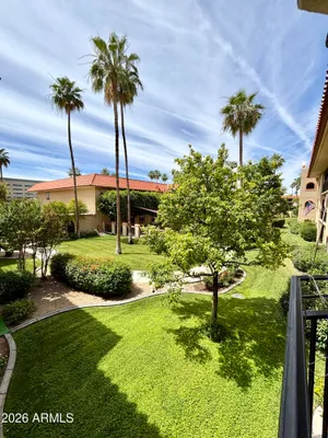 Property Slideshow image 3 of 26 | 10330 w thunderbird blvd c203, Sun City, AZ, 85351