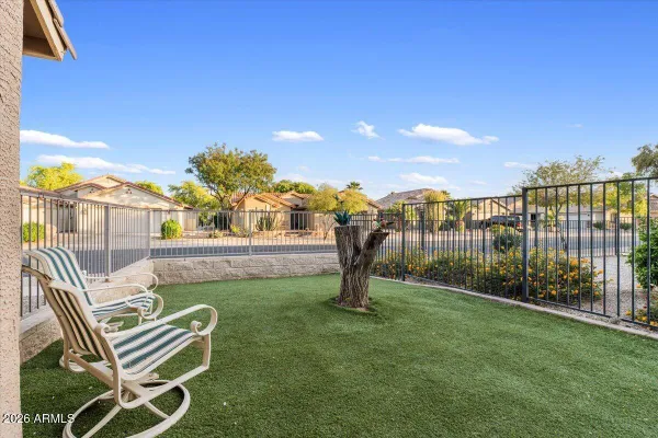 Property Slideshow image 2 of 39 | 147 s los cielos ln, Casa Grande, AZ, 85194