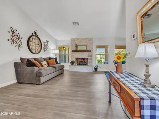 Property Slideshow image 3 of 44 | 15342 w catalina ct, Goodyear, AZ, 85395