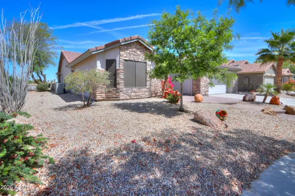 Property Slideshow image 3 of 65 | 283 n san juan trl, Casa Grande, AZ, 85194