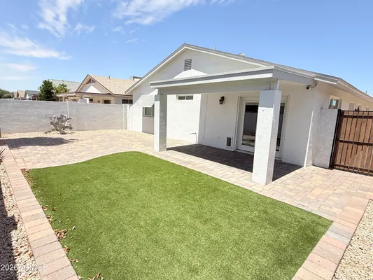 Property Slideshow image 2 of 27 | 9609 w carol ave, Peoria, AZ, 85345