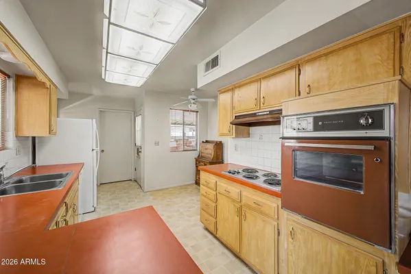 Property Slideshow image 3 of 32 | 9911 w sun city blvd, Sun City, AZ, 85351