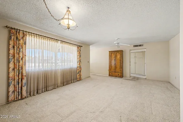 Property Slideshow image 2 of 32 | 9911 w sun city blvd, Sun City, AZ, 85351
